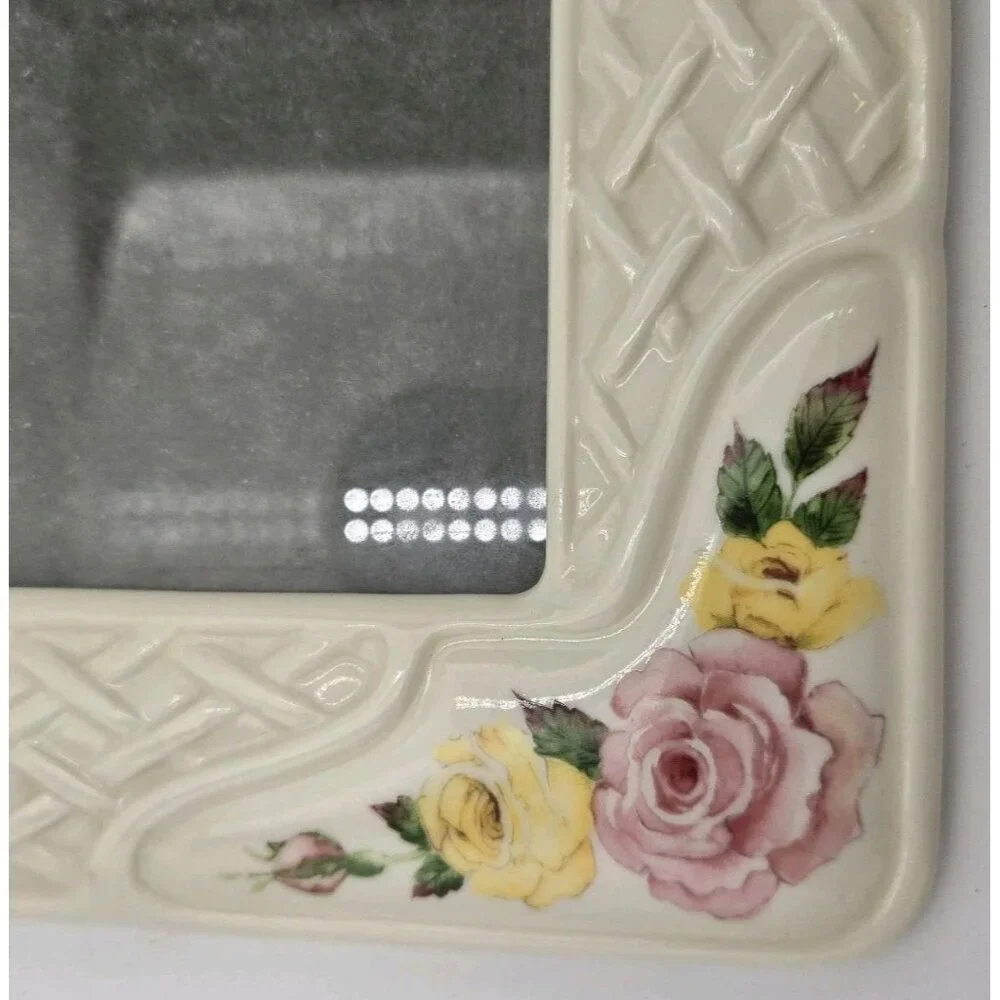 Belleek Fine China Ireland Red Yellow Rose‎ White Lattice Picture Frame VTG 2000